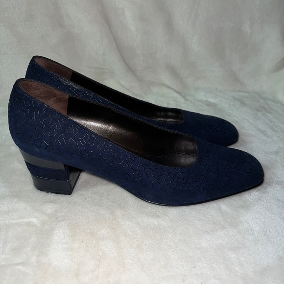 Salvatore Ferragamo Florence vintage blue suede Geometric Print Block Heel shoe - Picture 4 of 11